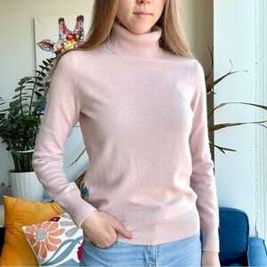 Neiman Marcus Light Pink Turtleneck Sweater